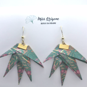 Boucles d’oreilles dorées origami ERABLE