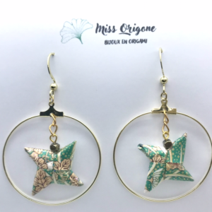 Boucles d’oreilles créoles dorées origami ETOILE
