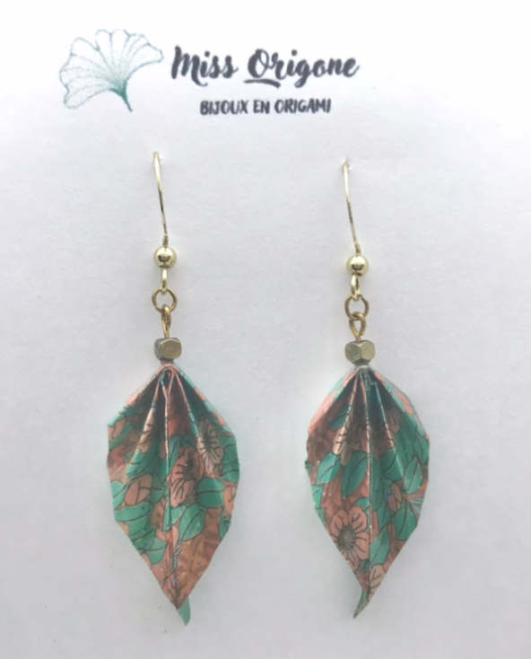 Boucles d’oreilles dorées origami PLUME