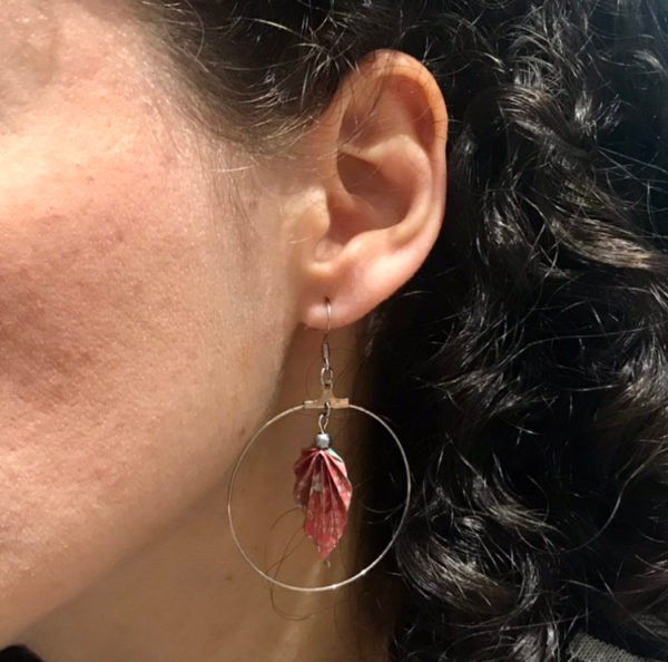 Boucles d’oreilles créole argentée origami PLUME