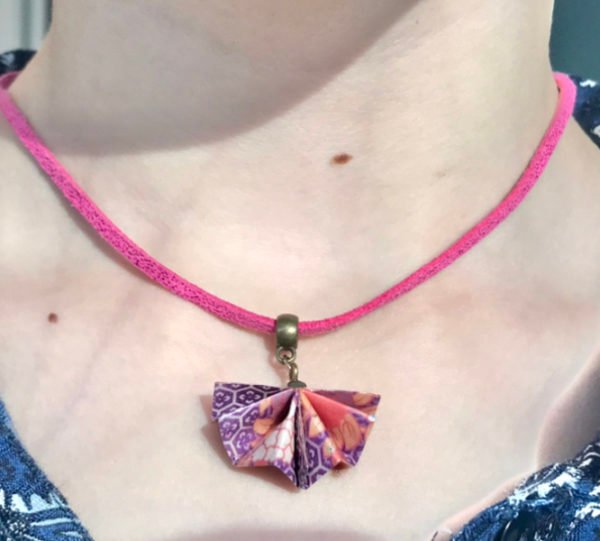 Collier fuchsia et bronze origami PAON
