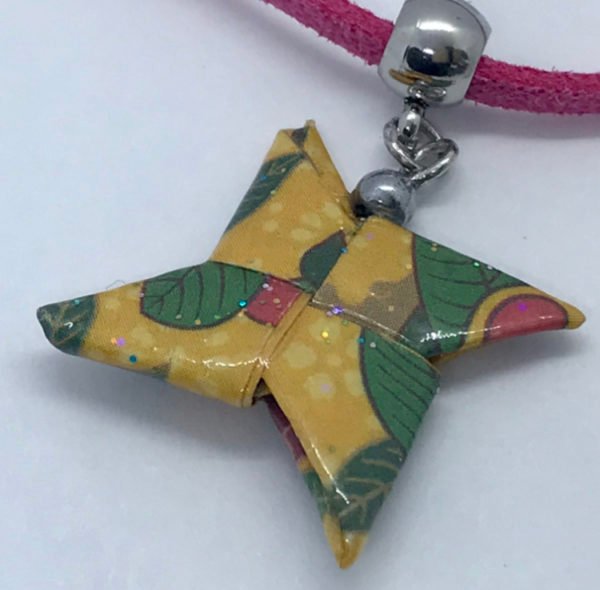Collier fuchsia et argenté origami ETOILE
