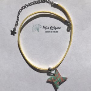 Collier jaune et argenté origami ETOILE