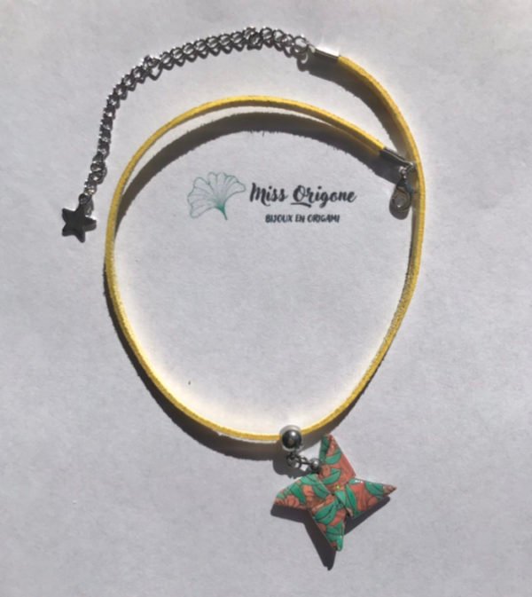 Collier jaune et argenté origami ETOILE